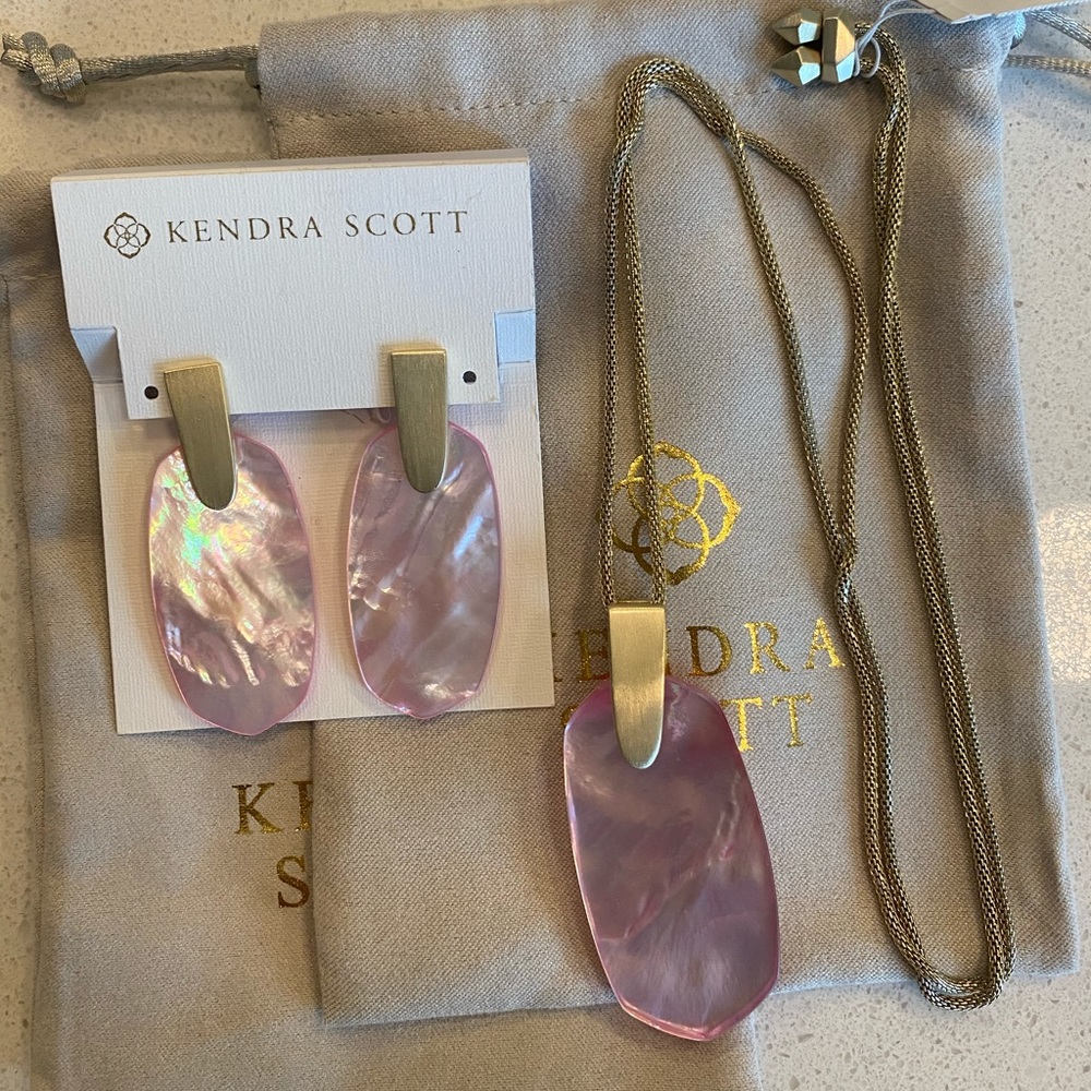 Kendra Scott Inez & Aragon